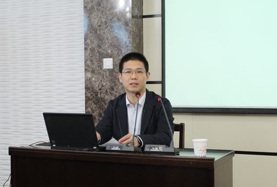 總經(jīng)理祝建明主持會議并作總結講話