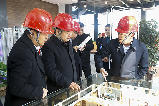 新鄉(xiāng)市房地產協(xié)會領導一行參觀守拙園