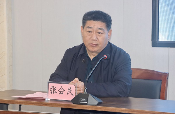 2、集團(tuán)公司黨委書記張會(huì)民致辭.jpg 2、集團(tuán)公司黨委書記張會(huì)民致辭.jpg