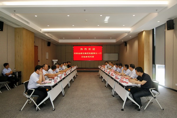 座談會現(xiàn)場.jpg 座談會現(xiàn)場.jpg