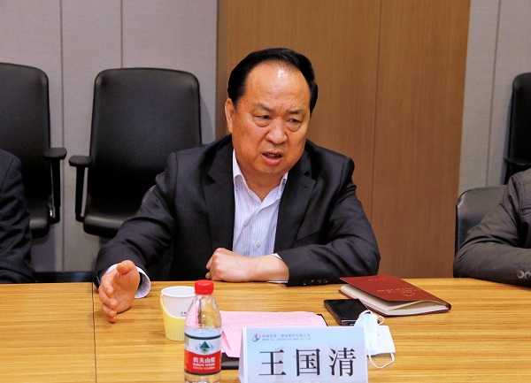 河南省建筑業(yè)協(xié)會(huì)會(huì)長(zhǎng)王國(guó)清講話.JPG 河南省建筑業(yè)協(xié)會(huì)會(huì)長(zhǎng)王國(guó)清講話.JPG