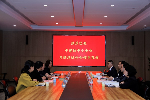 座談會(huì)現(xiàn)場(chǎng).jpg 座談會(huì)現(xiàn)場(chǎng).jpg